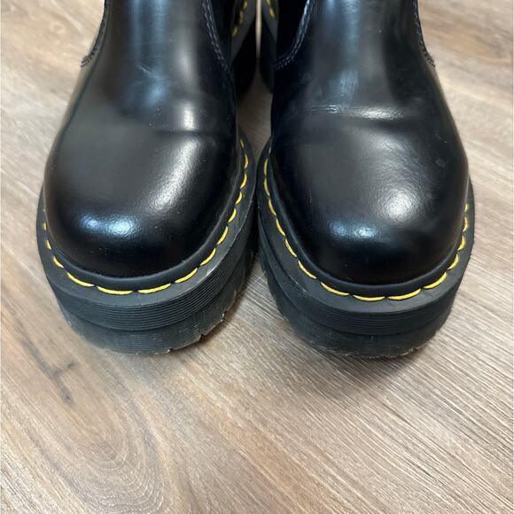 Dr. Martens Docs Quad 2976 Black Smooth Leather Platform Chelsea Boots Size 7 - Picture 2 of 9